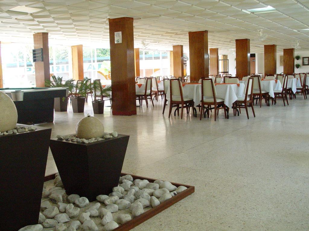 Hotel Playa Azul 카테마코 외부 사진