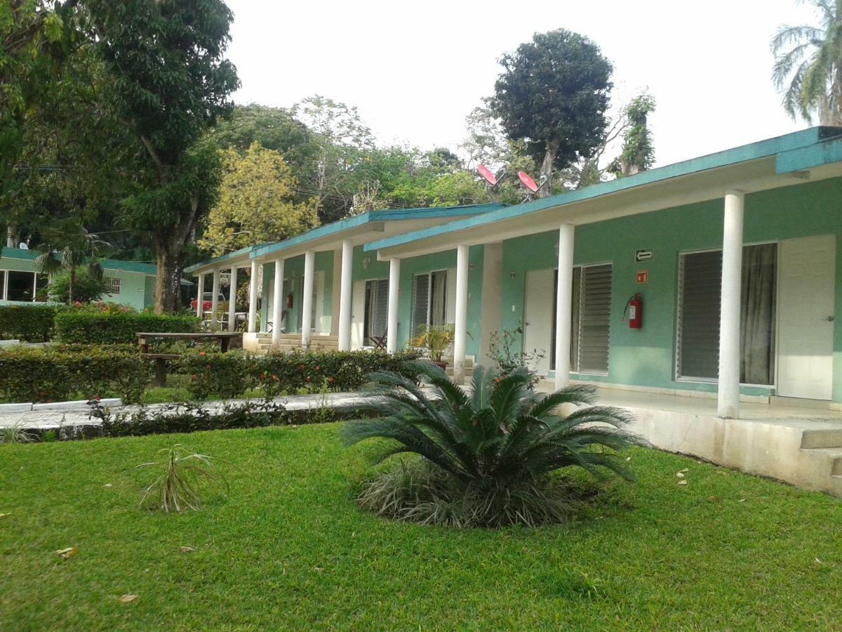 Hotel Playa Azul 카테마코 외부 사진
